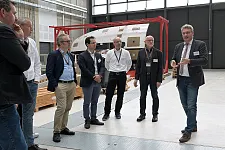 Dr. Hubertus Lohner (r.), Vorstandsvorsitzendes des ECOMAT, stellte im Vorfeld der Veranstaltung den Forschungsbereich vor.