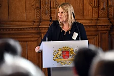 Dr. Maike Schaefer dankte den Partnerunternehmen für ihren engagierten Einsatz im betrieblichen Umweltschutz.