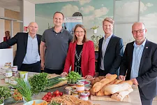 Gruppenbild zur Vorstellung der Aktionswochen