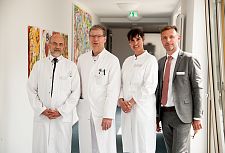 Dr. med. Peter Melzer, Diethelm Ulrich Neetz, Dr. med. Manju Guha und Christian Wolckenhaar von der Reha-Klinik am Sendesaal