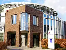 Außenfassade des Firmengebäudes der DD Die Denkfabrik Forschungs und Entwicklungs GmbH