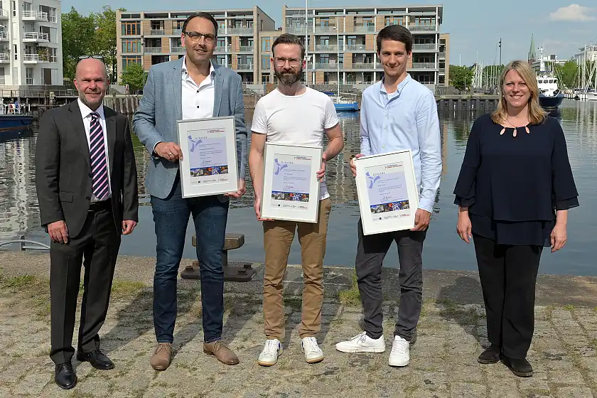 Gruppenbild der Neuaufnahmen