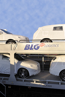 Foto eines Autotransports der BLG AUTOMOBILE LOGISTICS GmbH & Co. KG 