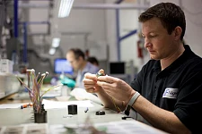 Mitarbeiter der Nägele Feinwerktechnik 