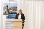 Abteilungsleiterin Hildegard Kamp vom Umweltressort begrüßt zur Veranstaltung
