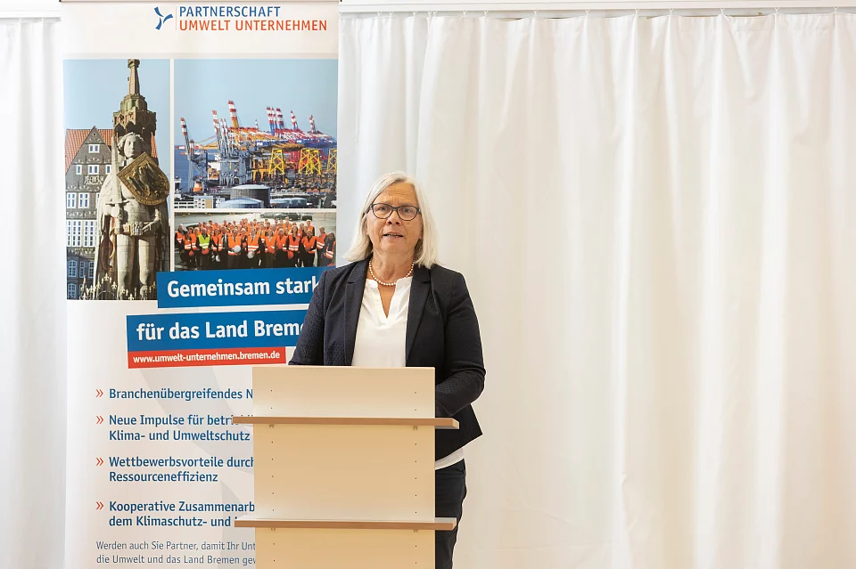 Abteilungsleiterin Hildegard Kamp vom Umweltressort begr&uuml;&szlig;t zur Veranstaltung