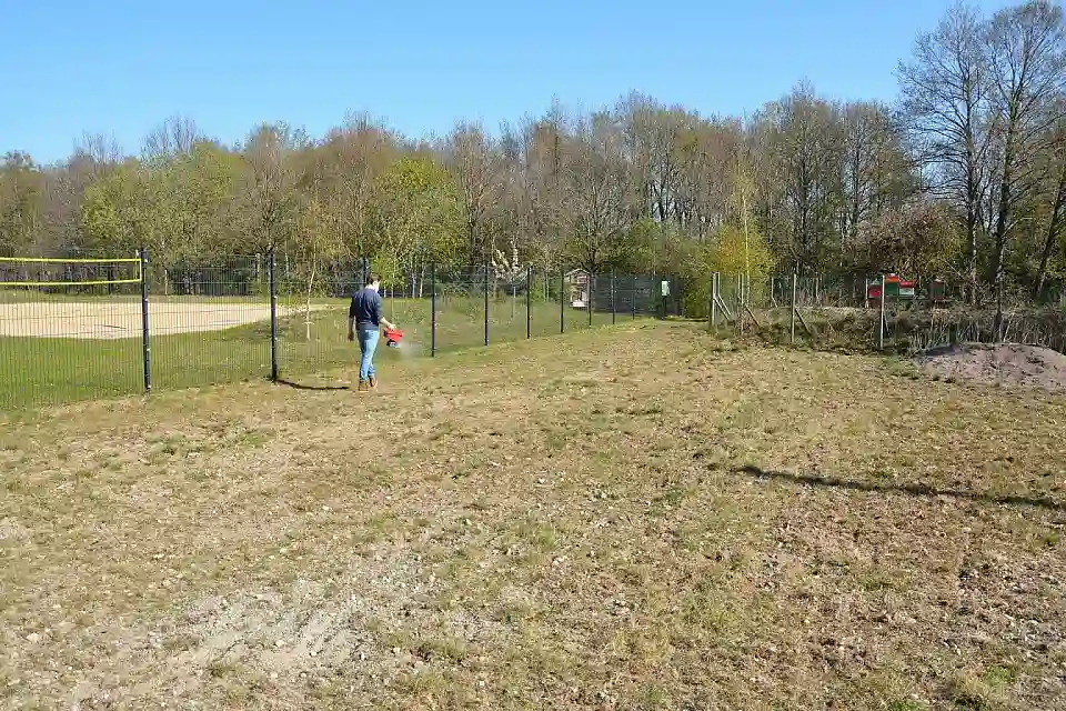 Einsaat der neuen Bl&uuml;hwiese